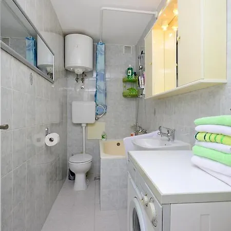 Apartment Diamar