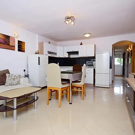 Apartment Diamar Split